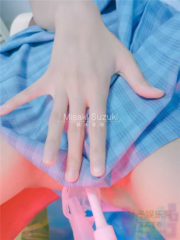 网红少女@软软趴在床单上之铃木美咲伊人医院大尺度露出（3）